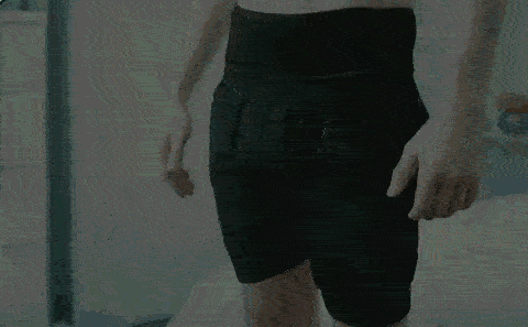 Alt image